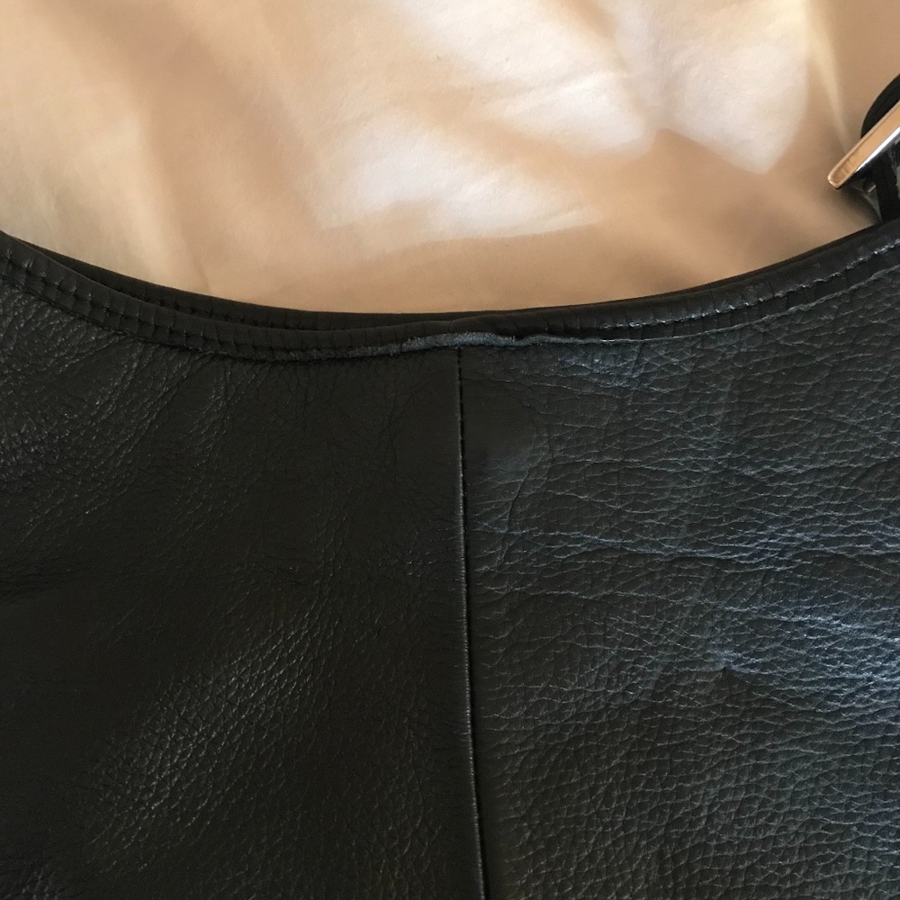 Y2K Roots Black Full Grain Leather Purse - Picture 11 of 13